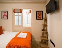 Charming Notting Hill Studio - View 5